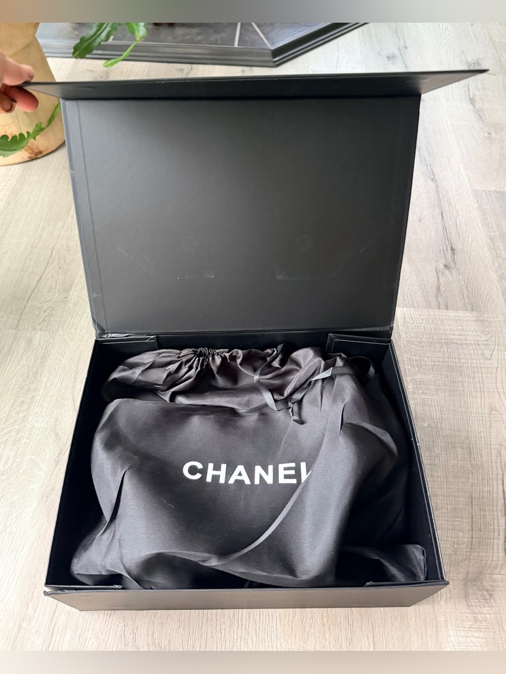 FULL SET NEW Source Unknown Chanel Pony Hair Mini 25 Cheetah Polka Dot Print Bag - Picture 15 of 16
